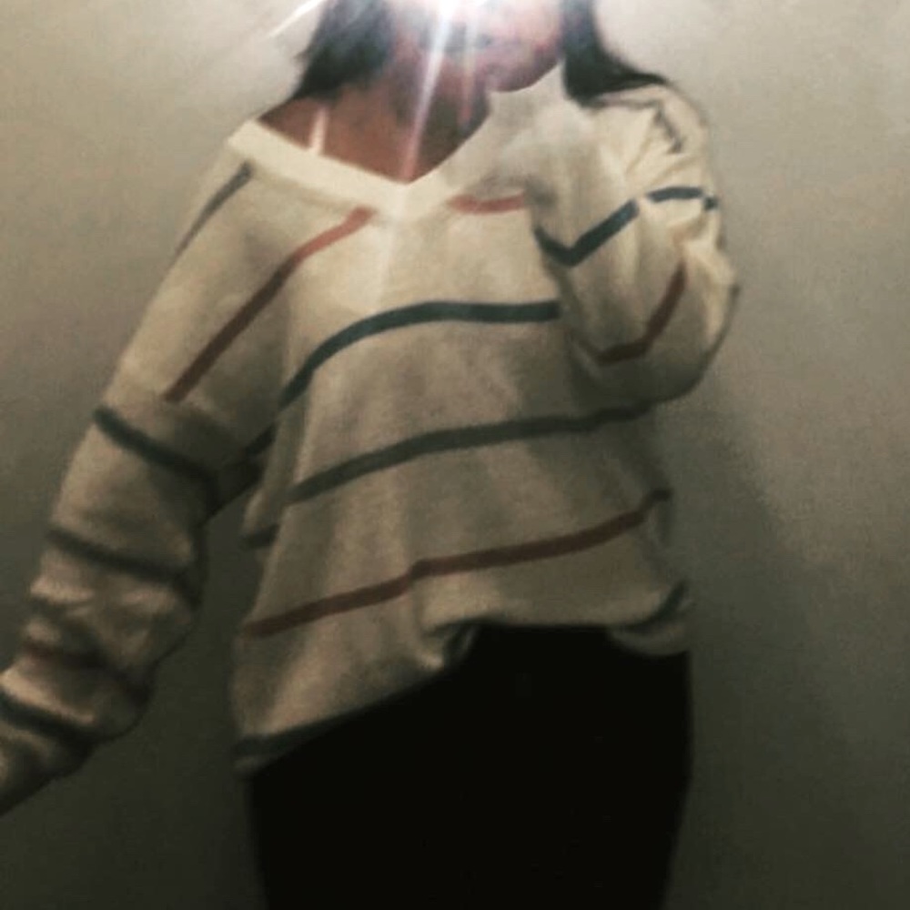 Cute American eagle sweater